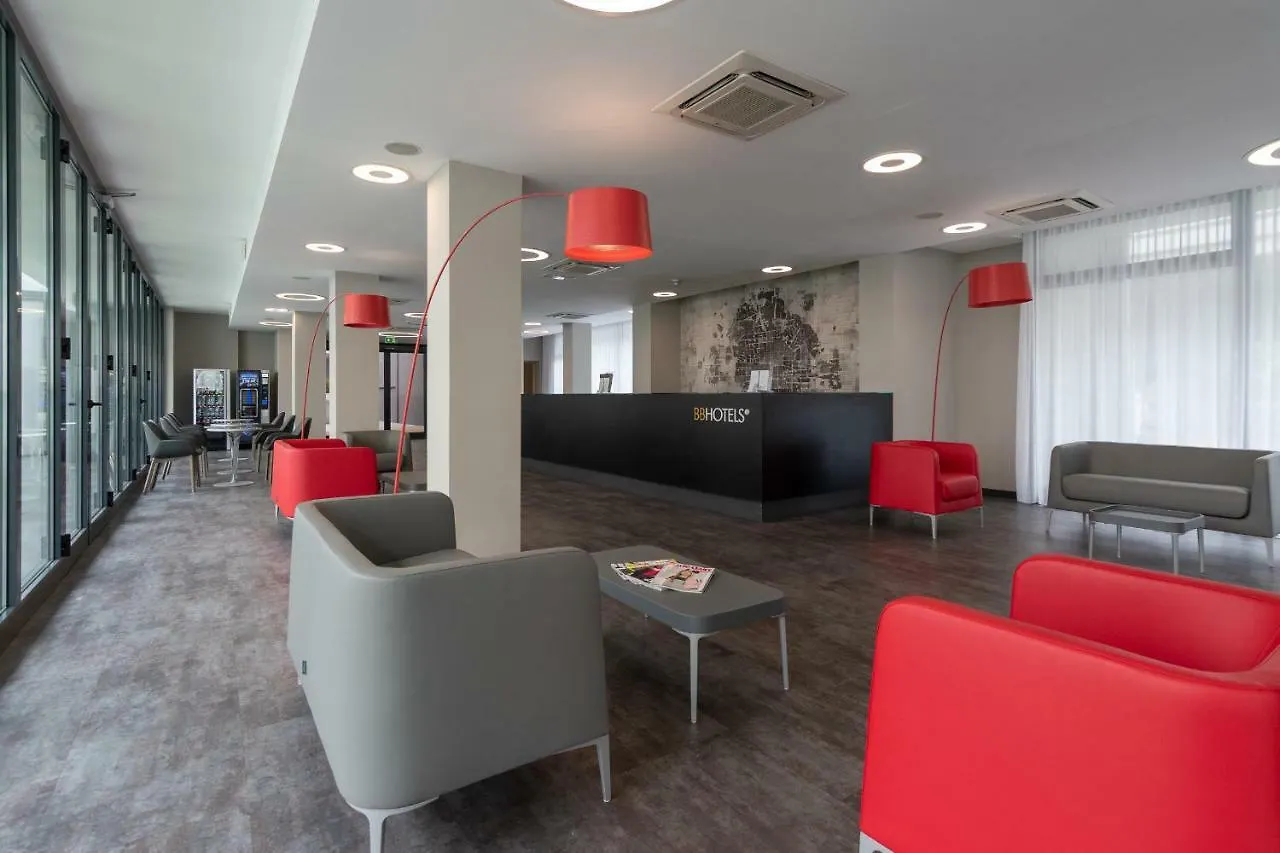 Bb Hotels Smarthotel Milano Linate Segrate